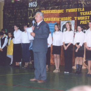 Dyrektor szkoły Władysław Wojtuś w latach 1953-1990